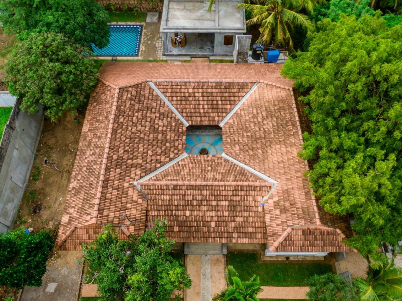Thambu Illam Hotel Jaffna Bagian luar foto